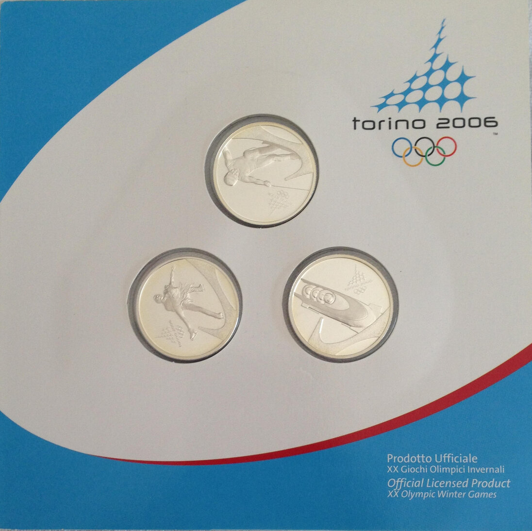 Monete commemorative dei Giochi Olimpici in primo piano